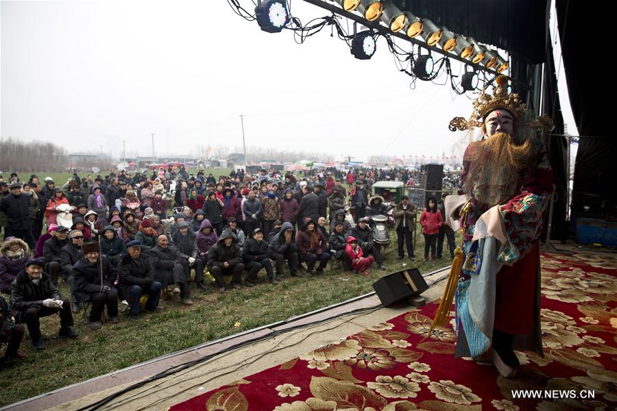 'Quyi' refers to folk vocal arts such as ballad singing, story-telling, comic dialogue, clapper talk and crosstalk.