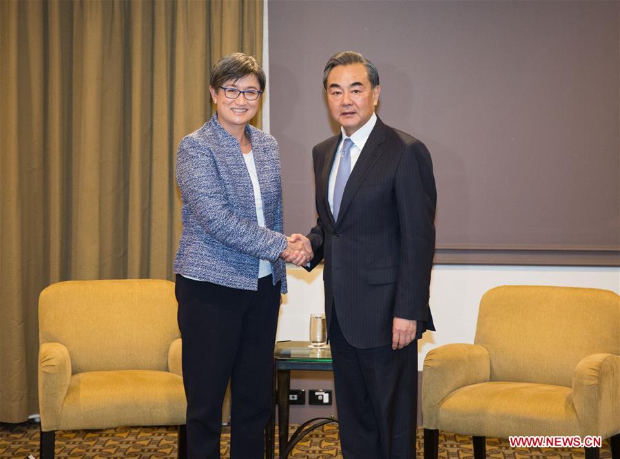 Chinese Foreign Minister Wang Yi (R) shakes hands with Penny Wong, acting leader of the opposition Australian Labor Party (ALP) in the Senate, during their meeting in Canberra, Australia, Feb. 7, 2017. (Xinhua/Zhu Hongye) Chinese Foreign Minister Wang Yi (R) shakes hands with Penny Wong, acting leader of the opposition Australian Labor Party (ALP) in the Senate, during their meeting in Canberra, Australia, Feb. 7, 2017. (Xinhua/Zhu Hongye)