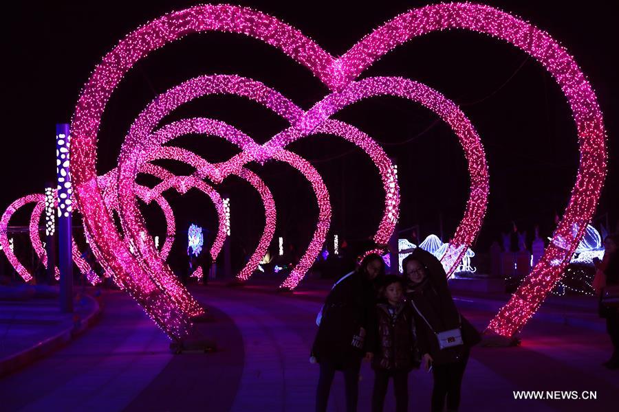 A six-day lantern festival opened here on Tuesday, during which 30 plus groups of art lanterns are displayed. A six-day lantern festival opened here on Tuesday, during which 30 plus groups of art lanterns are displayed.
