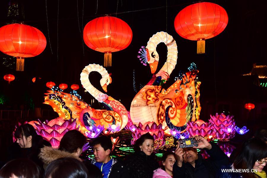 CHINA-JINAN-LANTERN FAIR (CN)
