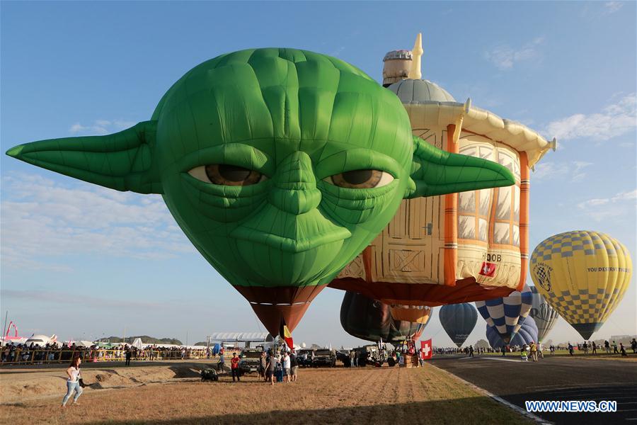 PHILIPPINES-PAMPANGA-HOT AIR BALLOON FESTIVAL