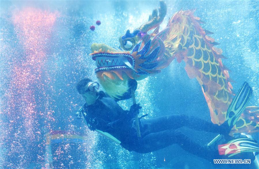 CHINA-HARBIN-POLARLAND-DRAGON DANCE (CN)