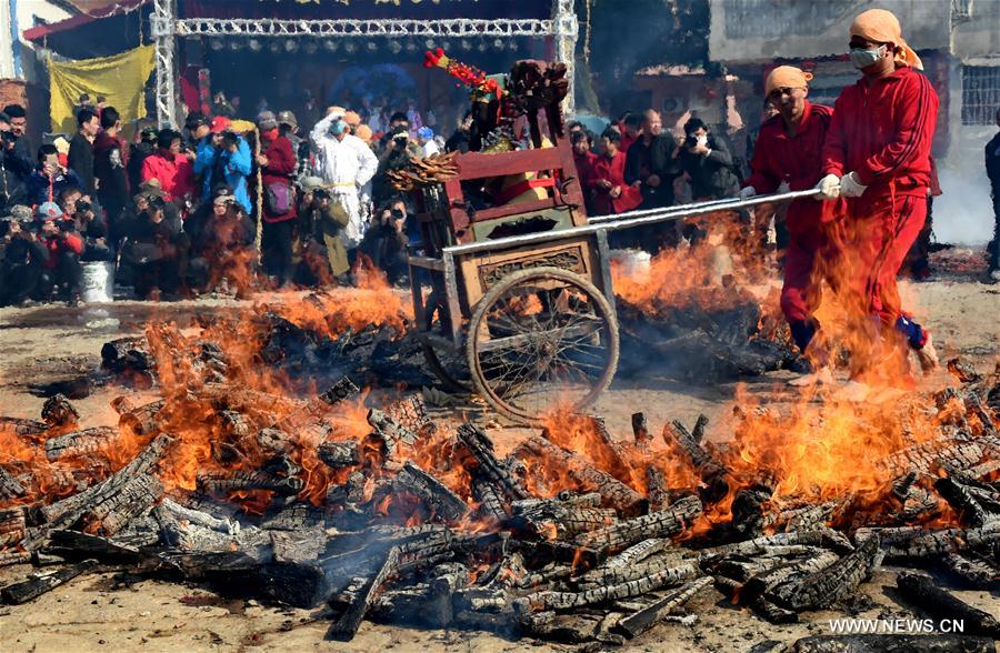 CHINA-FUJIAN-PUTIAN-FIRE JUMP (CN)