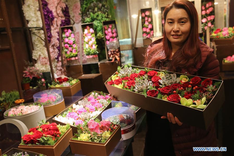 CHINA-SHANGHAI-VALENTINE'S DAY (CN)