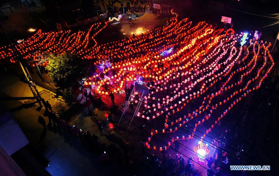 CHINA-FUJIAN-DRAGON LANTERN DANCE (CN)