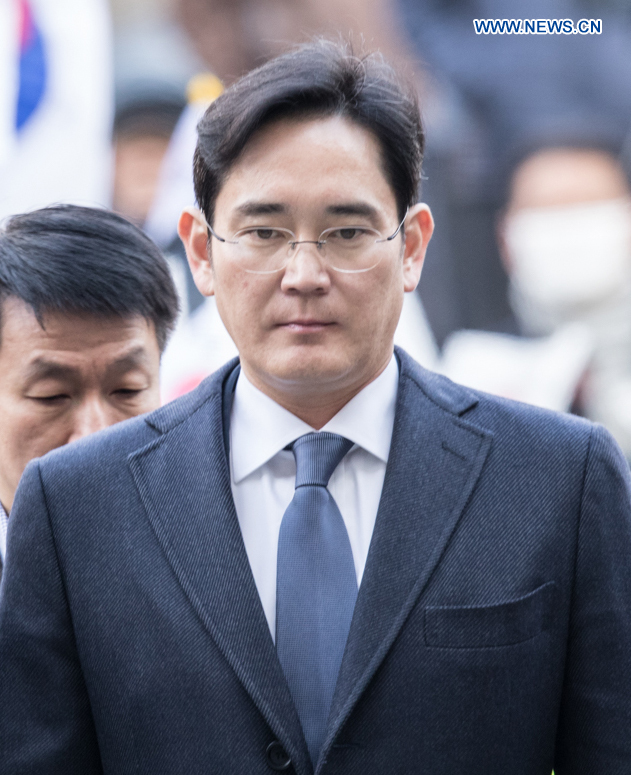 Samsung Electronics Vice Chairman Lee Jae-yong enters a Seoul court for hearings in Seoul, South Korea, on Feb. 16, 2017. Samsung Electronics Vice Chairman Lee Jae-yong enters a Seoul court for hearings in Seoul, South Korea, on Feb. 16, 2017.