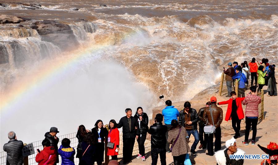 #CHINA-SHANXI-HUKOU WATERFALL (CN)