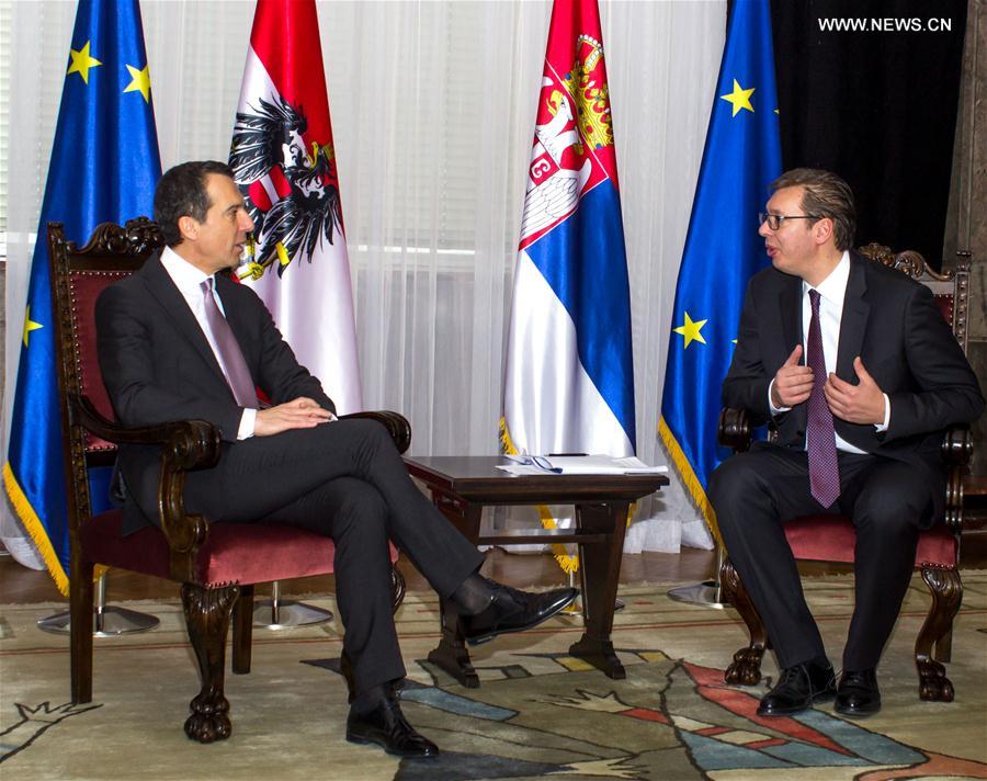 Austrian Chancellor Christian Kern (L) talks with Serbian Prime Minister Aleksandar Vucic at the Palace of Serbia in Belgrade, Serbia, on Feb. 17, 2017. 