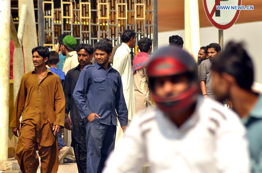 PAKISTAN-KARACHI-SHRINE-SECURITY