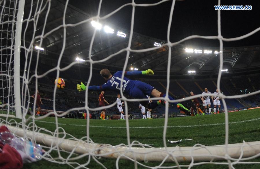 Roma's Radja Nainggolan scores during a Serie A soccer match between Roma and Torino in Rome, Italy, Feb. 19, 2017. 