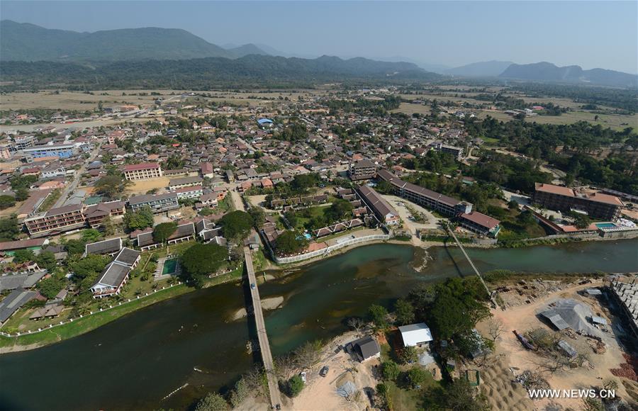 LAOS-VANG VIENG-SCENERY