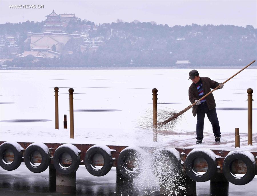 CHINA-BEIJING-SNOWFALL (CN)