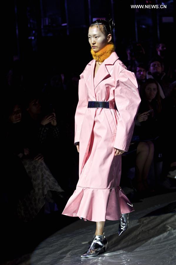 A model presents a creation for ANNAKIKI show during Milan Fashion Week Fall-Winter 2017-18 in Milan, Italy on Feb. 22, 2017. 