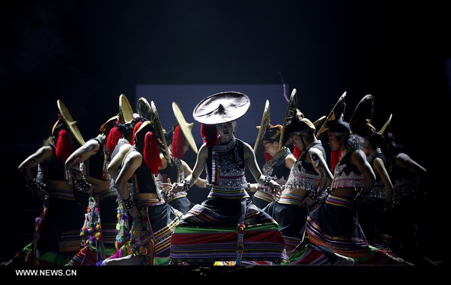MYANMAR-NAY PYI TAW-CHINA-CULTURAL TROUPE-PERFORMANCE