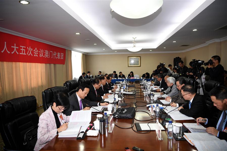 (TWO SESSIONS) CHINA-BEIJING-NPC-MACAO DELEGATION-PLENARY MEETING-OPEN (CN)