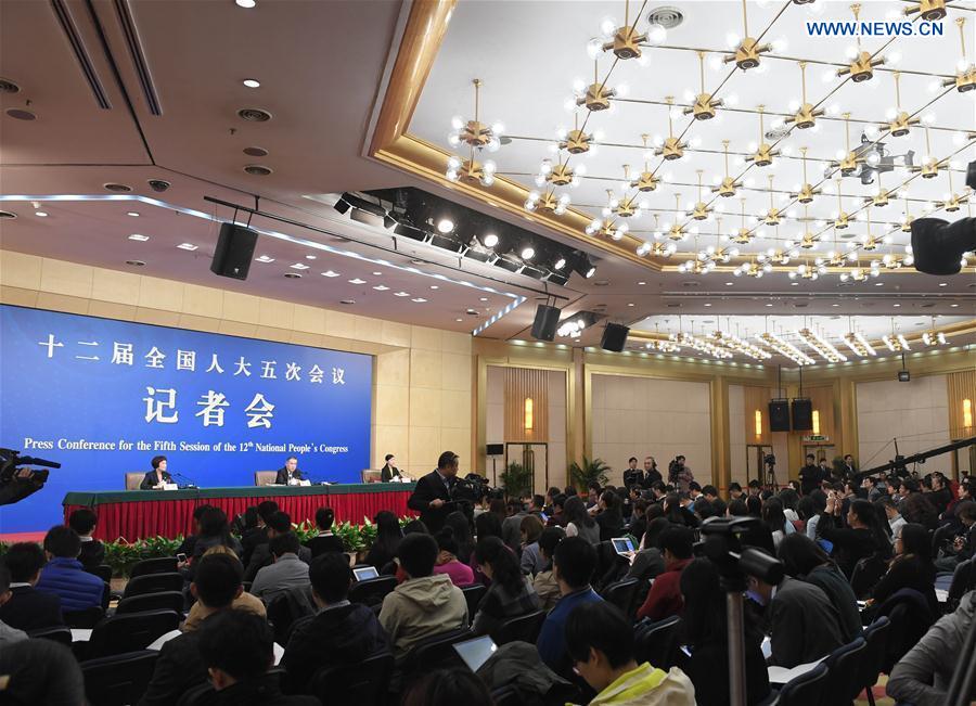 (TWO SESSIONS)CHINA-NPC-PRESS CONFERENCE-COMMERCE (CN)