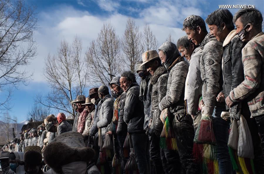 CHINA-TIBET-SPRING-TRADITIONAL ACTIVITY (CN)