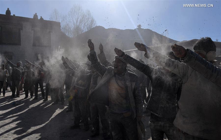 CHINA-TIBET-SPRING-TRADITIONAL ACTIVITY (CN)