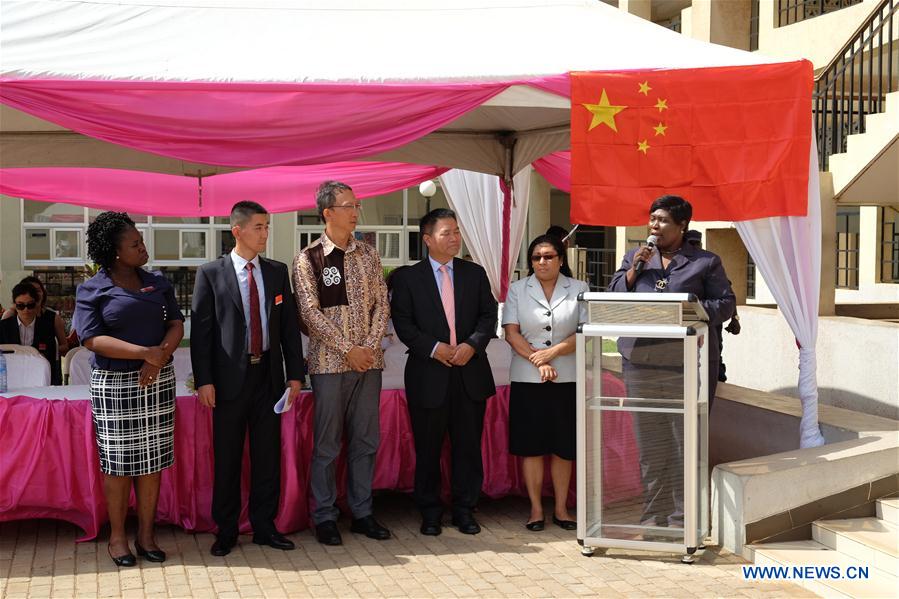 GHANA-ACCRA-DONATION-CHINESE MEDICAL TEAM 