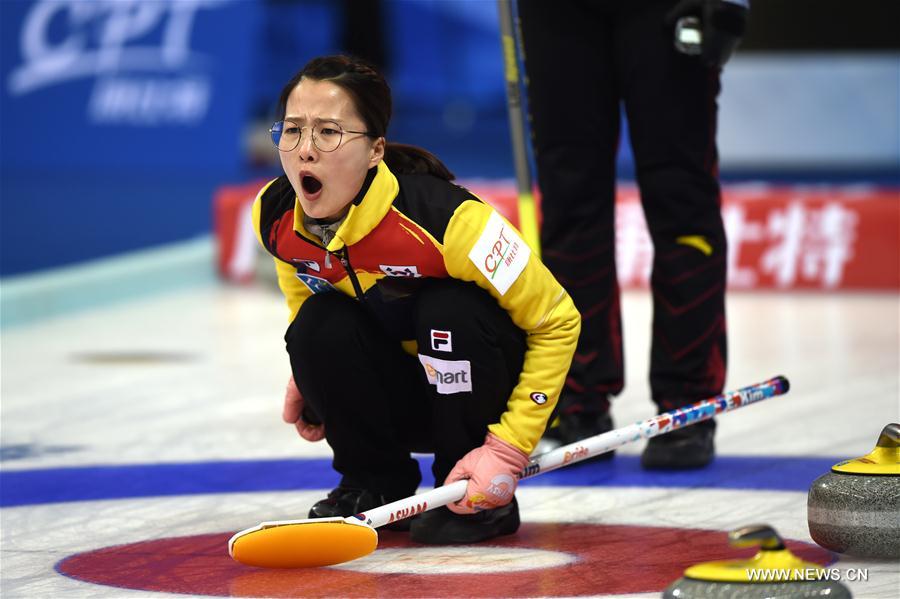 (SP)CHINA-BEIJING-CURLING-WORLD WOMEN'S CHAMPIONSHIP-DAY 3(CN)