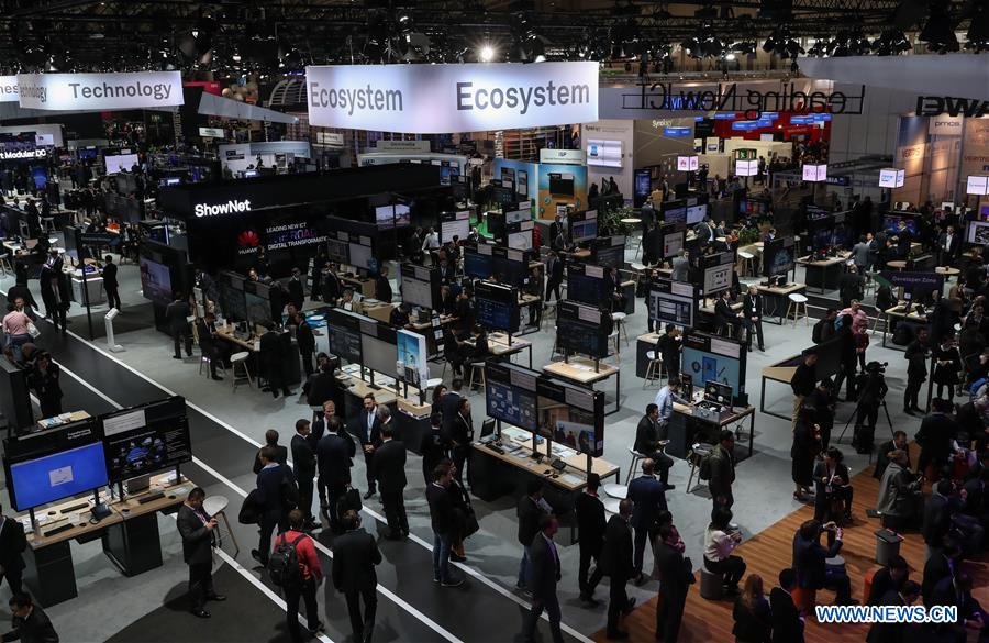 Photo taken on March 20, 2017 shows a view of the CeBIT 2017 in Hanover, Germany. The world's leading trade fair showcasing IT and communications products and solutions CeBIT 2017 kicked off on Monday and will last until March 24. The show with the theme 'd!conomy - no limits' this year attracted around 3,000 exhibitors from 70 countries and regions and is expected to attract some 200,000 visitors. (Xinhua/Shan Yuqi) Photo taken on March 20, 2017 shows a view of the CeBIT 2017 in Hanover, Germany. The world's leading trade fair showcasing IT and communications products and solutions CeBIT 2017 kicked off on Monday and will last until March 24. The show with the theme 'd!conomy - no limits' this year attracted around 3,000 exhibitors from 70 countries and regions and is expected to attract some 200,000 visitors. (Xinhua/Shan Yuqi)