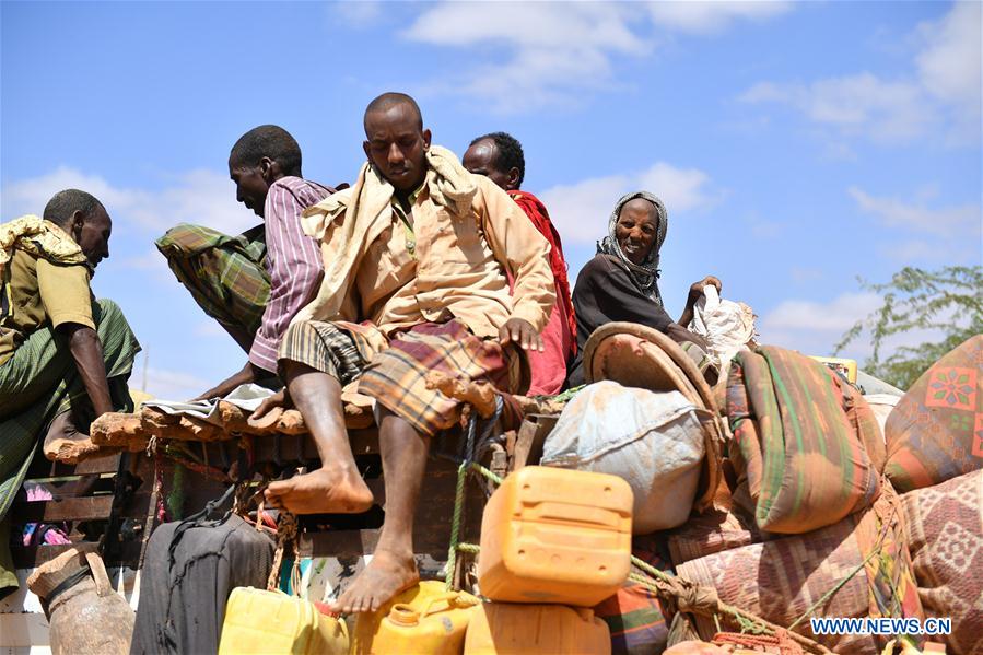 Somalis fleeing home from drought arrive at the Internal Displaced Person (IDP) camp in Doolow, a border town with Ethiopia, Somalia, March 20, 2017. 