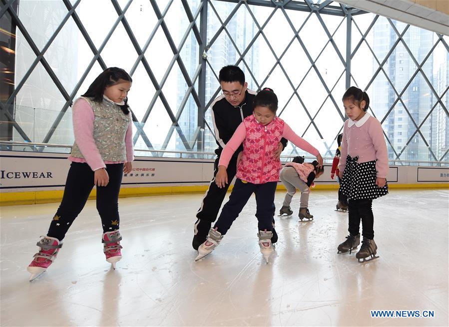 (SP)CHINA-FUZHOU-WINTER SPORTS-FEATURE