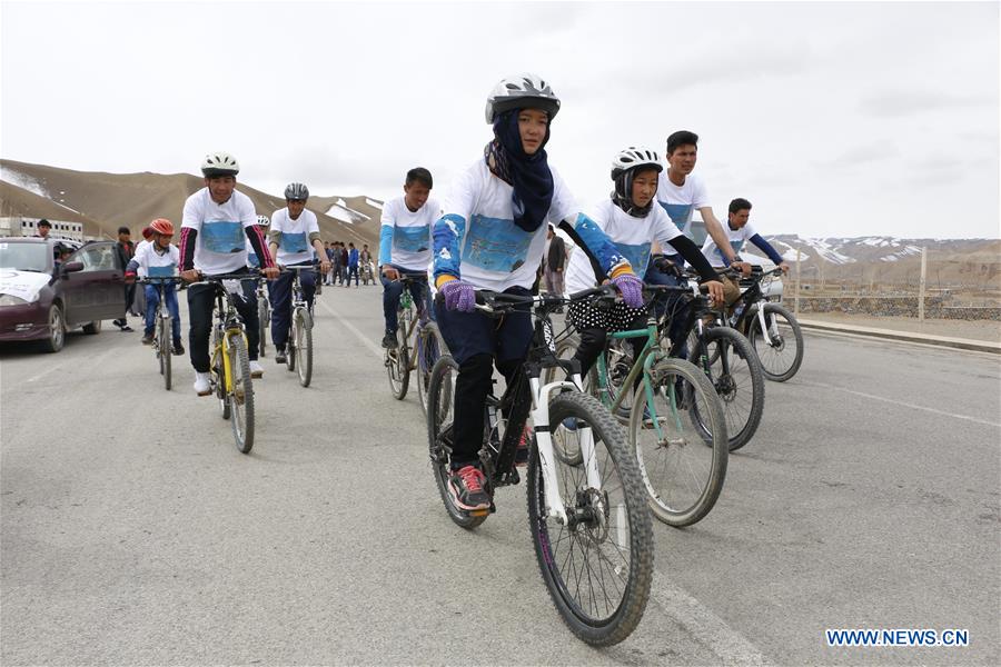 (SP)AFGHANISTAN-BAMYAN-CYCLING EVENT-FARMER'S DAY