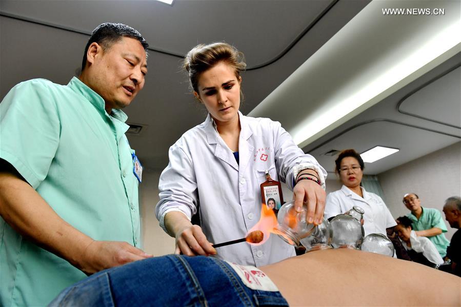 CHINA-HEILONGJIANG-FOREIGNER-CHINESE MEDICINE (CN)
