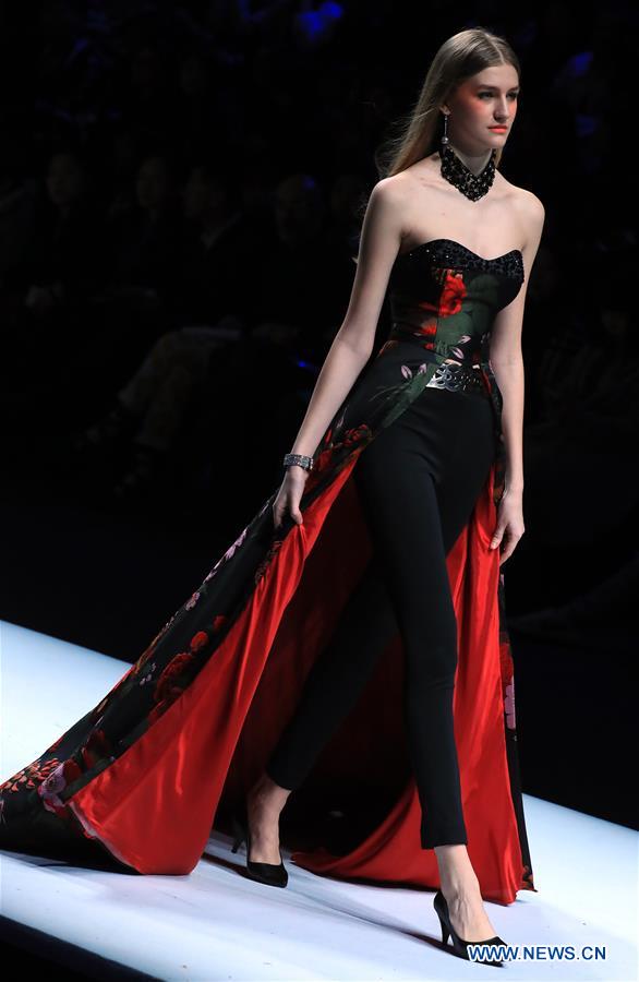 CHINA-BEIJING-FASHION WEEK (CN)