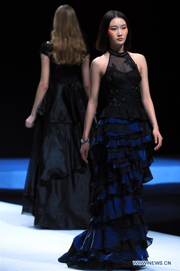 CHINA-BEIJING-FASHION WEEK (CN)