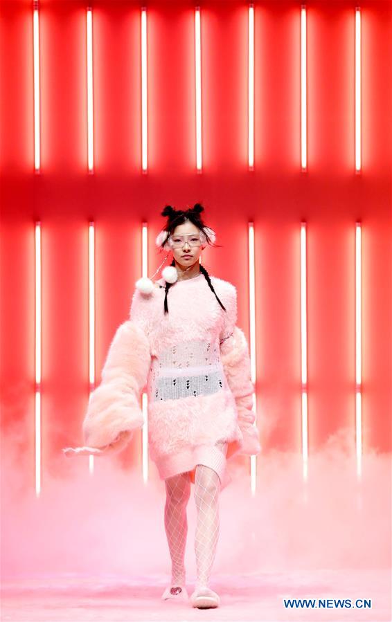 CHINA-BEIJING-FASHION WEEK (CN)