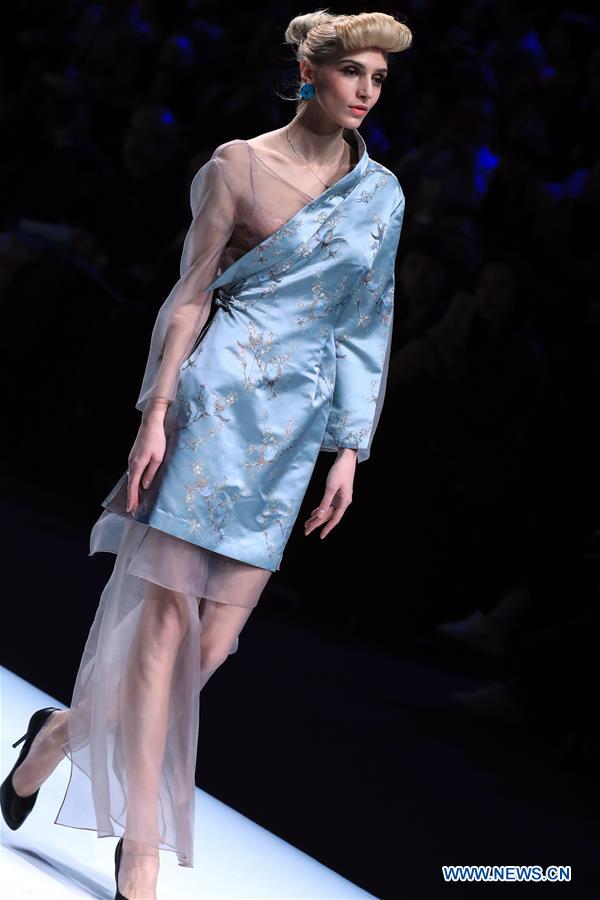 CHINA-BEIJING-FASHION WEEK (CN)