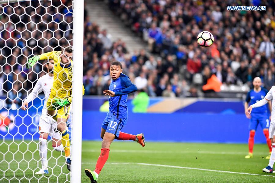 (SP)FRNACE-SPAIN-FOOTBALL-FRIENDLY MATCH