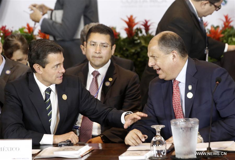 Delegates pose for photos at the 16th Tuxtla Summit of Central American and Latin American leaders, in San Jose, Costa Rica, March 29, 2017. (Xinhua/Kent Gilbert) Delegates pose for photos at the 16th Tuxtla Summit of Central American and Latin American leaders, in San Jose, Costa Rica, March 29, 2017. (Xinhua/Kent Gilbert)