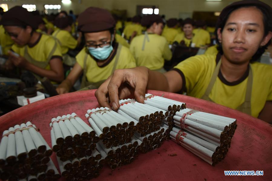INDONESIA-MALANG-CIGARETTE INDUSTRY