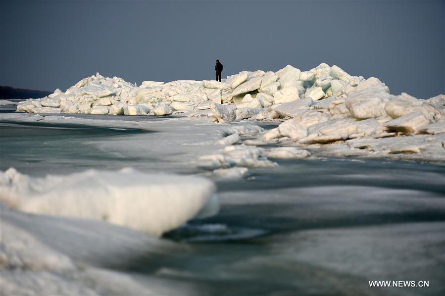 CHINA-HEILONGJIANG-XINGKAI LAKE-"ICY DRAGON" (CN)