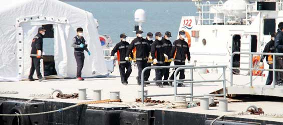 Death toll rises to 121 in S.Korean ferry sinking accident