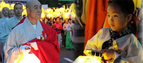 Locals, Buddhists give blessings for ferry disaster victims in Seoul