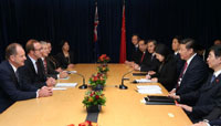 President Xi meets with leader of New Zealand's Labour Party in Auckland