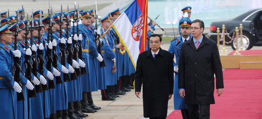 Chinese premier reviews guards of honour with Serbian PM in welcoming ceremony