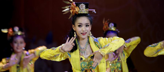 "Cultures of China, Festival of Spring" staged in Myanmar