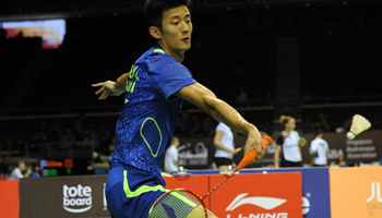 China's Chen Long wins S. Korean Lee Dong Keun at OUE Singapore Open