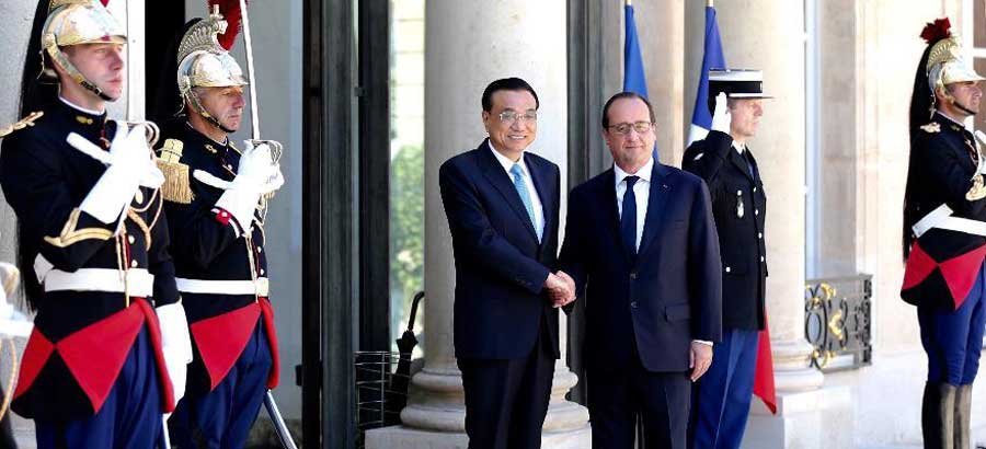 Premier Li meets French president in Paris