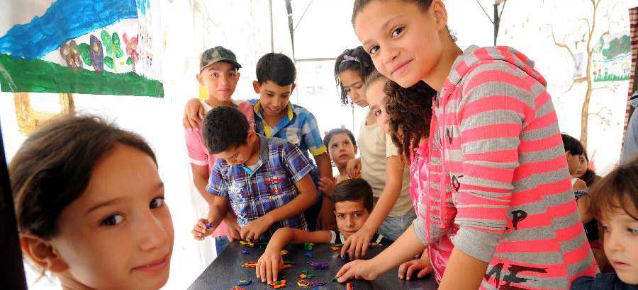 Children join extracurricular activity in Syria