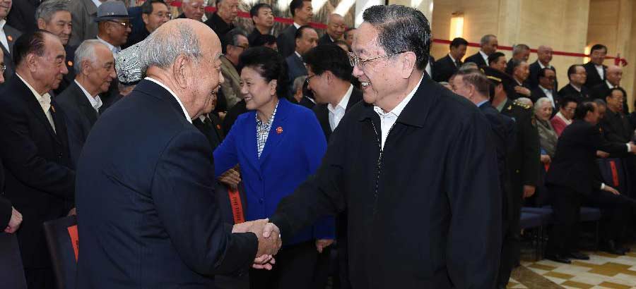 Yu Zhengsheng visits Urumqi in northwest Xinjiang