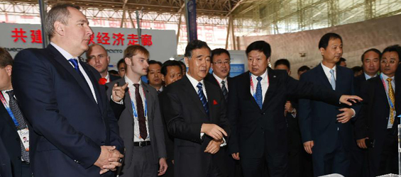 China, Russia pledge more pragmatic cooperation