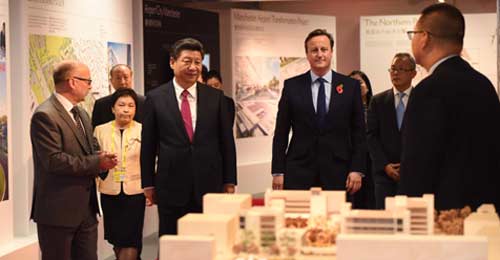 Xi tours Manchester on last day of visit