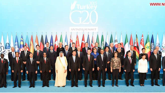 Leaders attending G20 summit pose for photos in Antalya