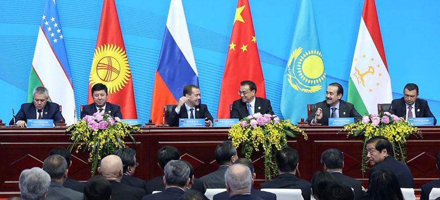 SCO leaders meet press after talks